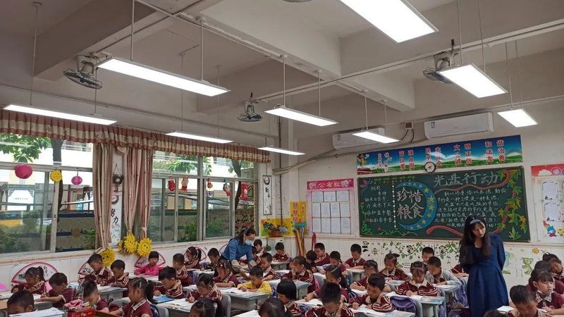 酒店走廊筒灯间距安装注意事项