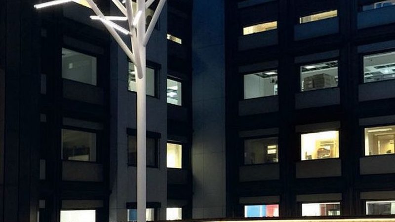 篮球场LED灯价格到底差在哪